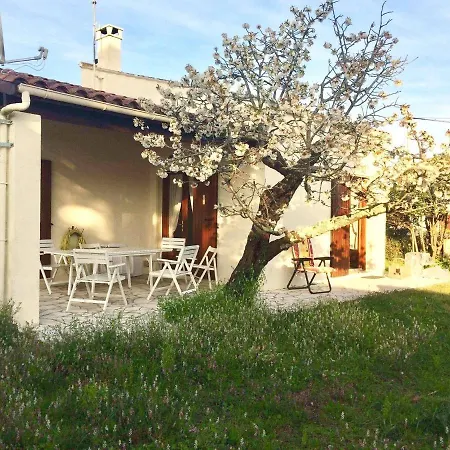 Σπίτι διακοπών Maison Typique Pres De La Plage Et Commerces